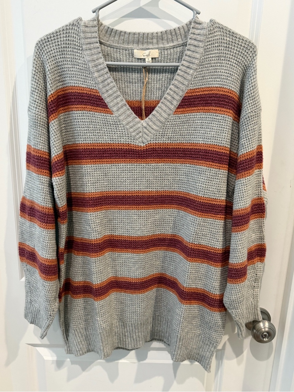 NWT Easel Gray V-Neck Sweater with Stripes Size Small